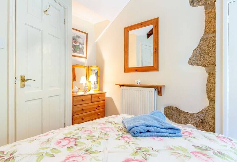 Westside Cottage