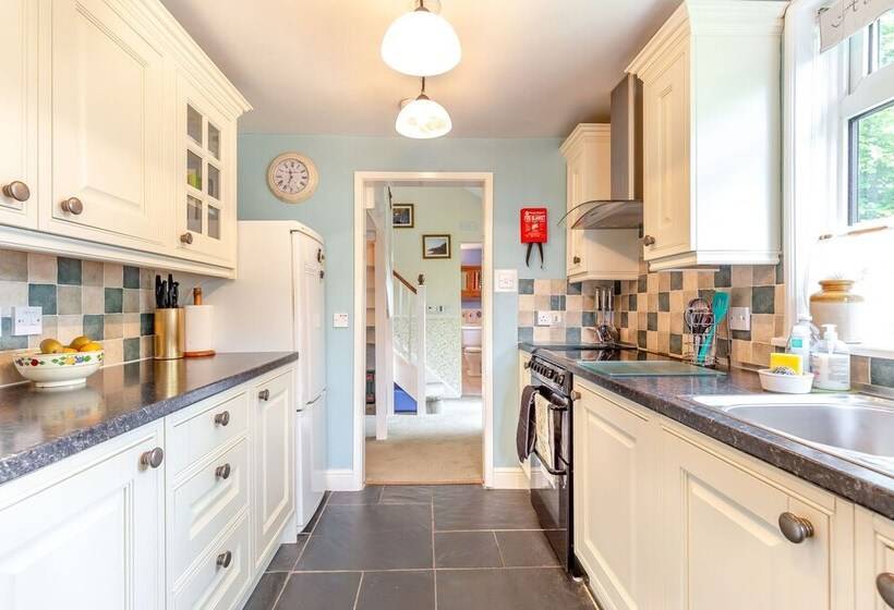 Westside Cottage