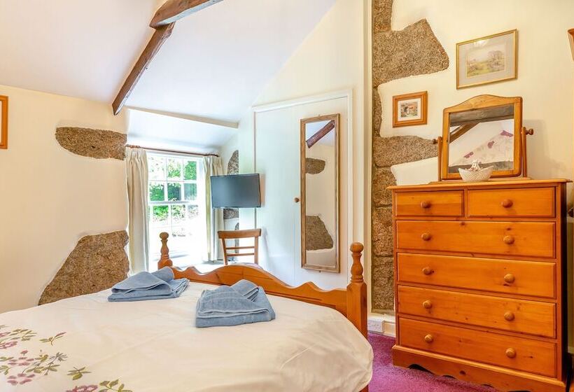 Westside Cottage