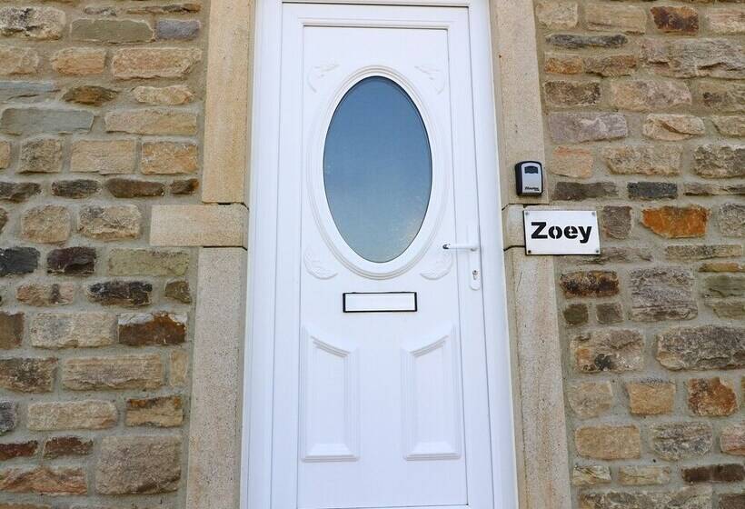 Zoey Cottage