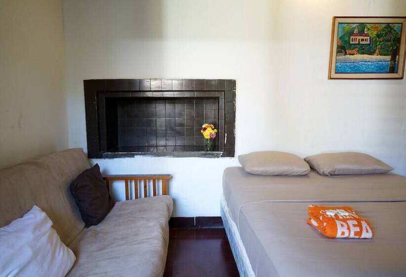 تختخواب و صبحانه El Arca De Noé Lodging