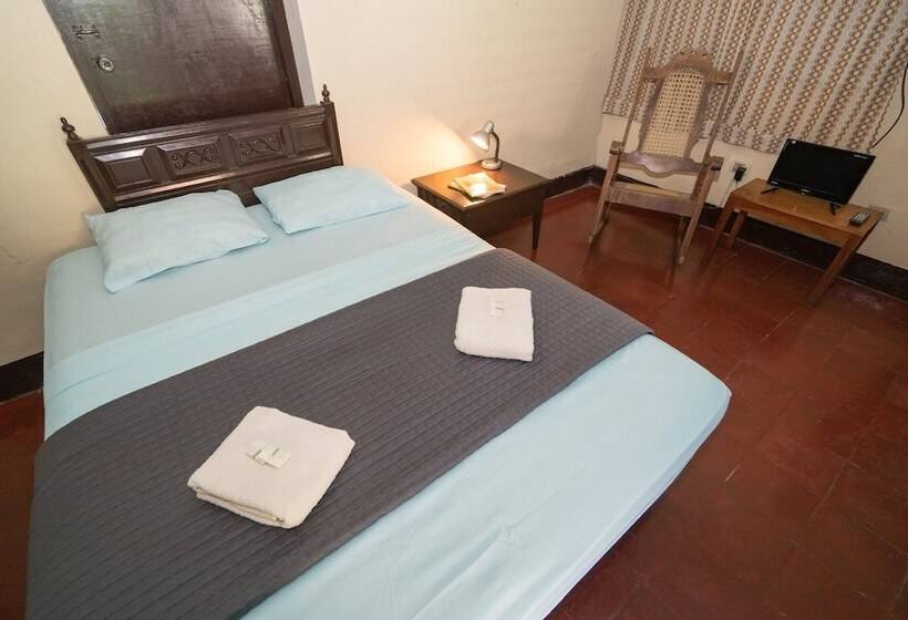 تختخواب و صبحانه El Arca De Noé Lodging