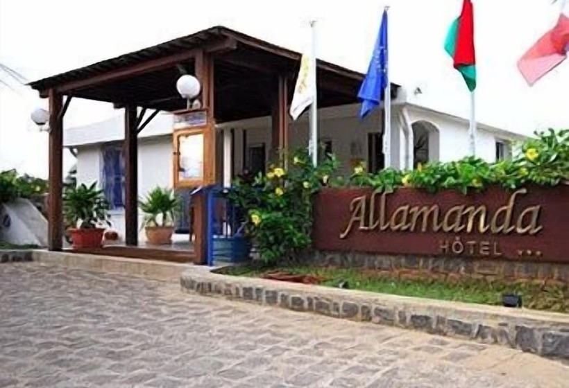 هتل Allamanda