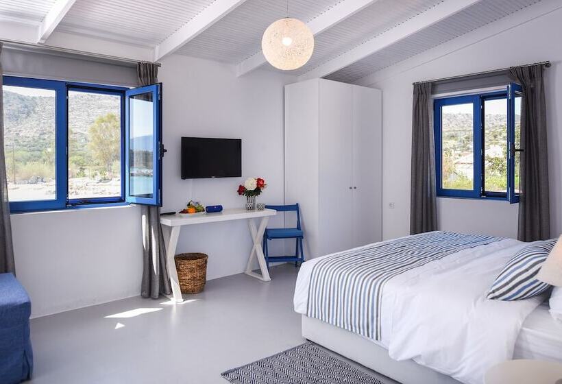 هتل Casa Limnionari Beach House