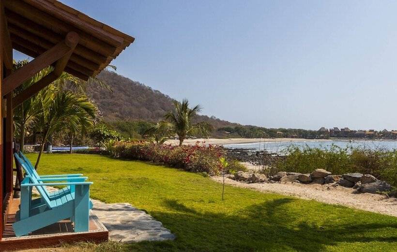 هتل Casa Manzanillo Boutique