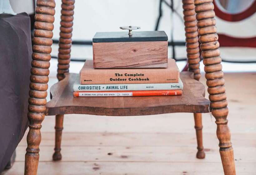 هتل Collective Hill Country