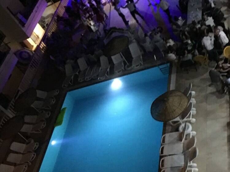 هتل Didyma Apollon