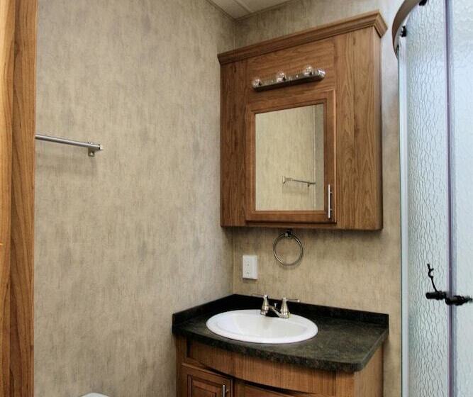 בית מלון כפרי Homosassa River Rv Resort
