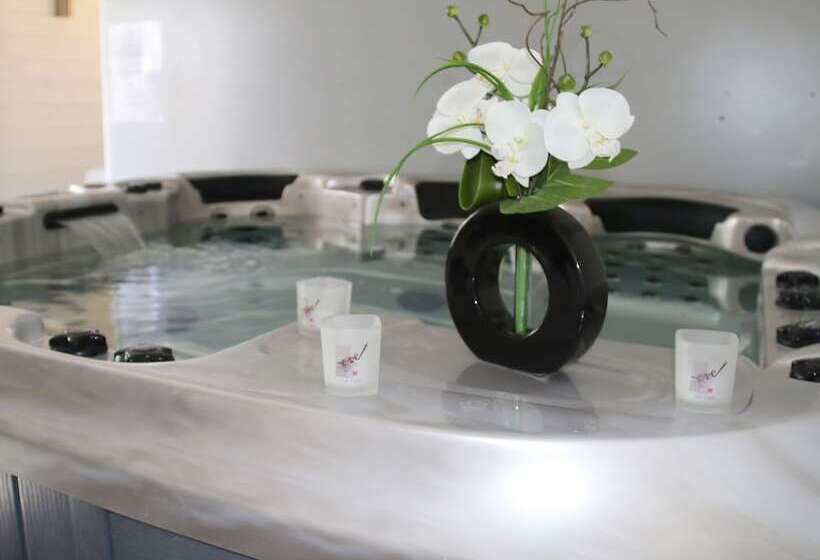 هتل Hôtel Eve Cap D Agde Village Naturiste