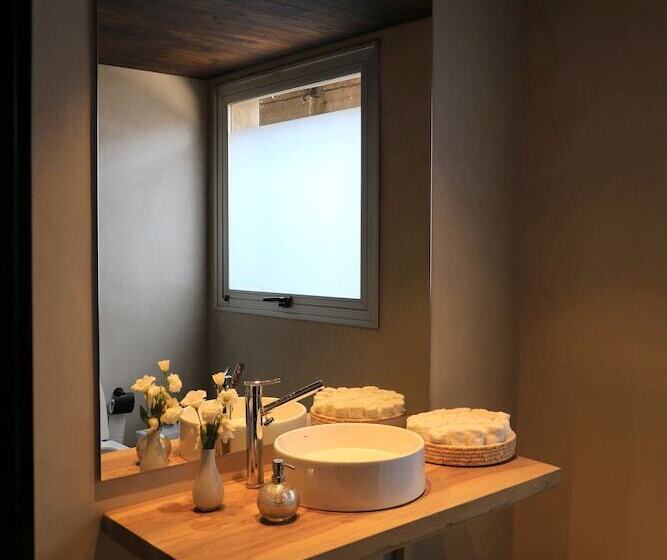 هتل Lodge Rocas Del Plata