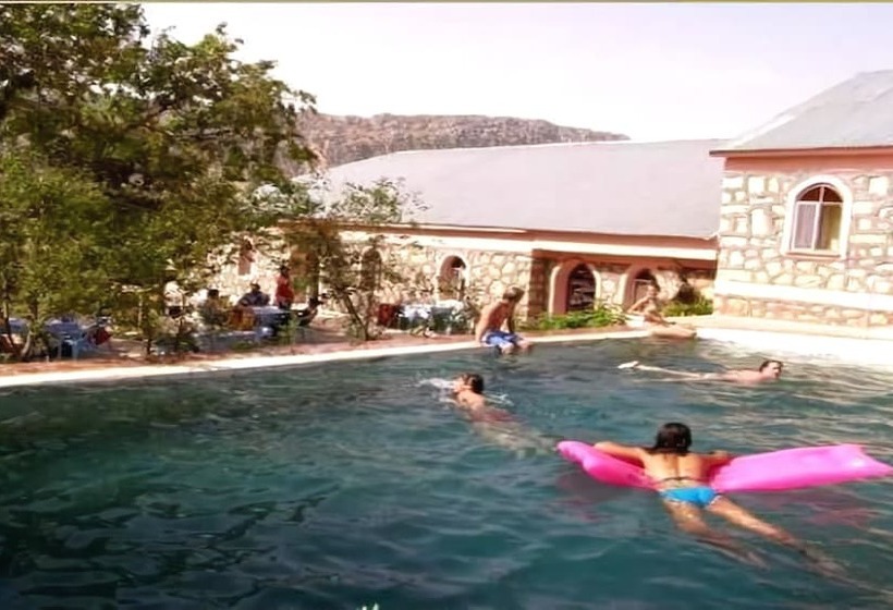 هتل Nemrut Kervansaray