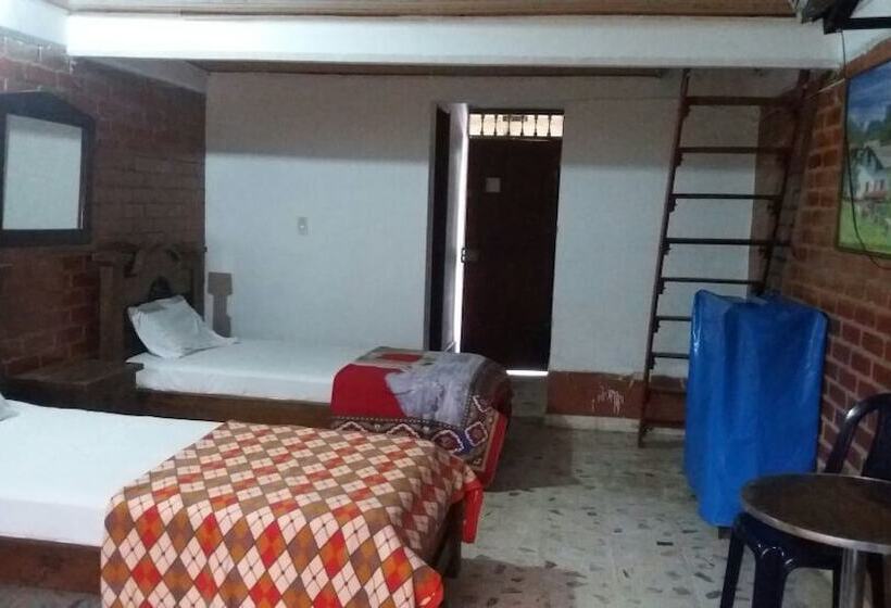 پانسیون Alojamiento Los Guaduales