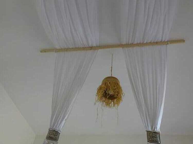 پانسیون Art'gana Lodge