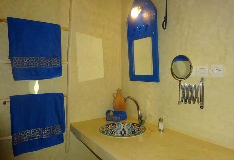 پانسیون Art'gana Lodge