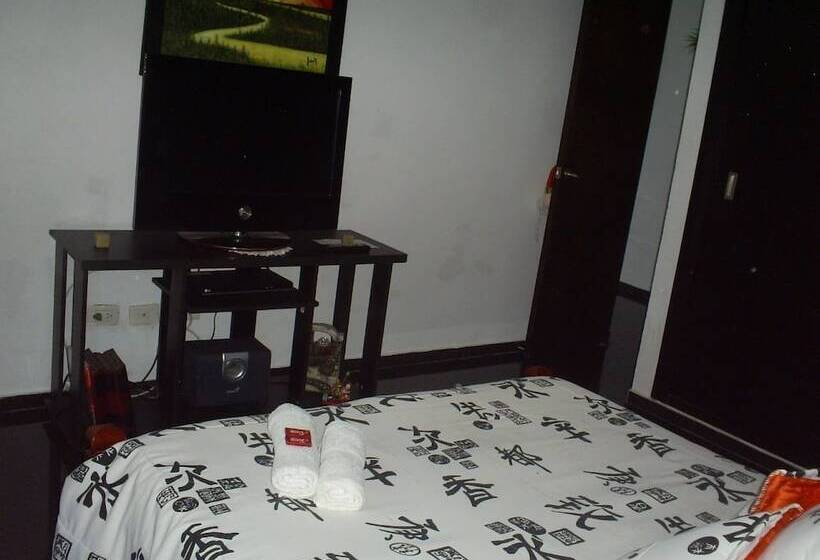 پانسیون Espectacular Chalet Con Piscina