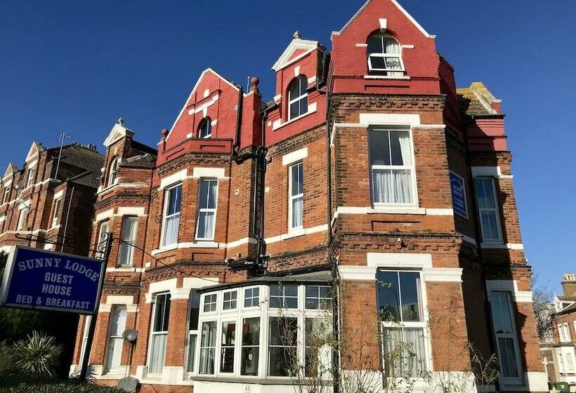 پانسیون Sunny Lodge Guest House