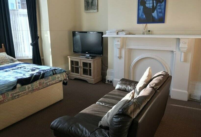 پانسیون Sunny Lodge Guest House