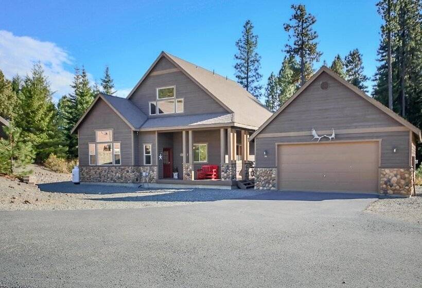 Wintergreen Lodge