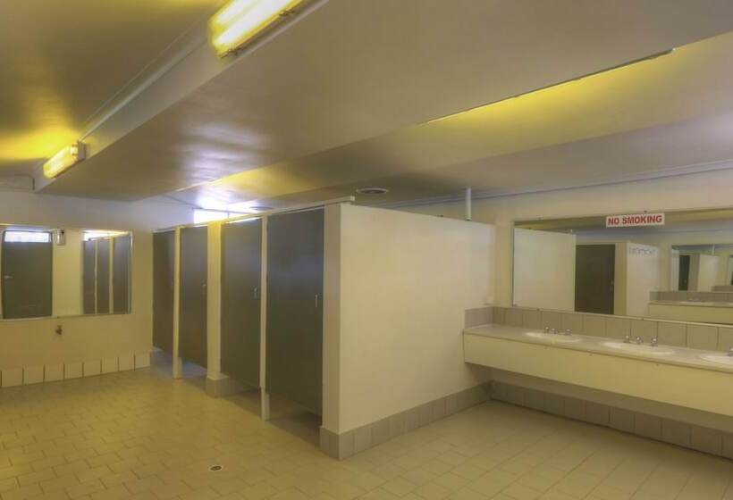 Yarrawonga Riverlands Tourist Park