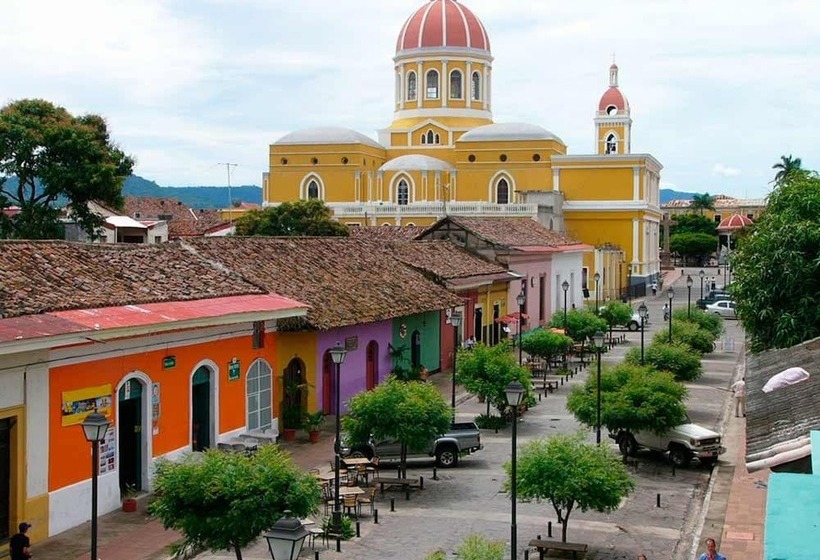 هاستل Hostal Los Octavianos Deluxe