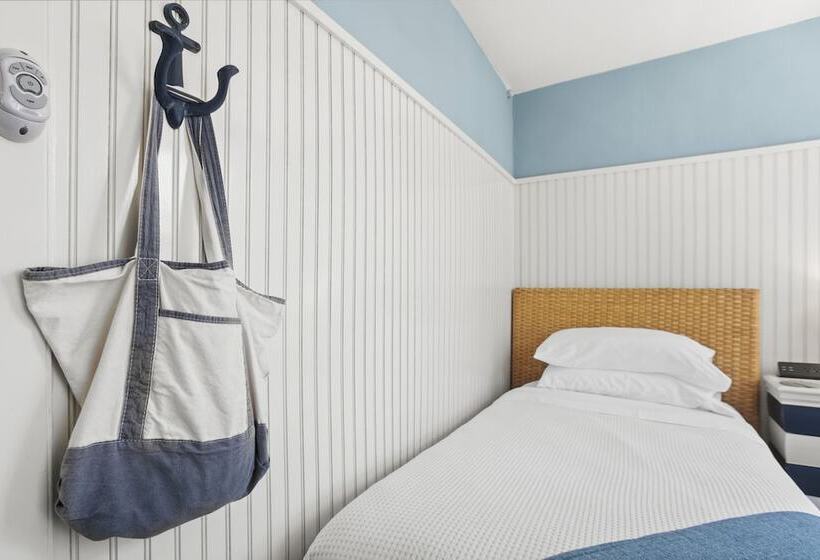 Bed and Breakfast Carlisle House Inn