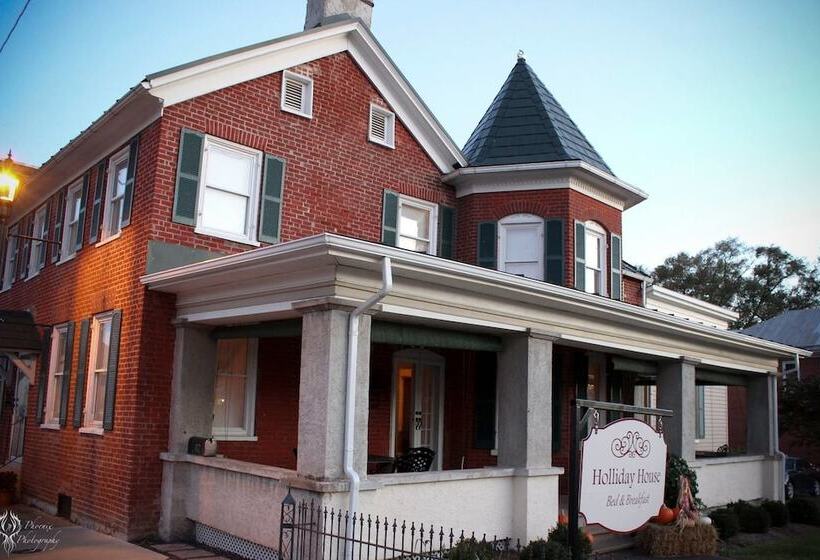 צימר Holliday House Strasburg
