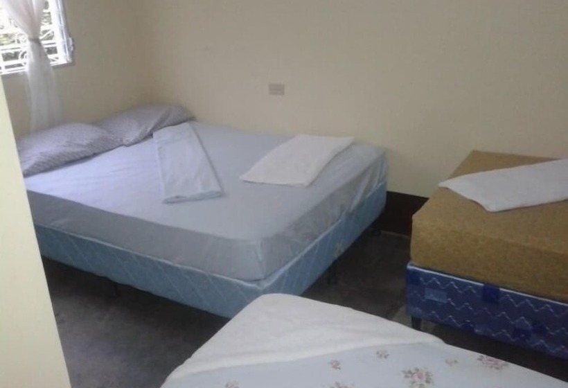 Hostel Coco's