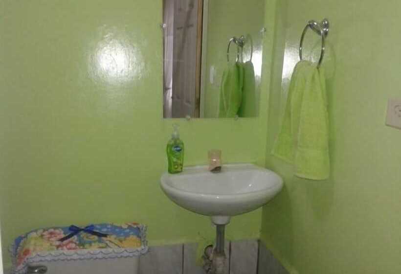 Hostel Coco's