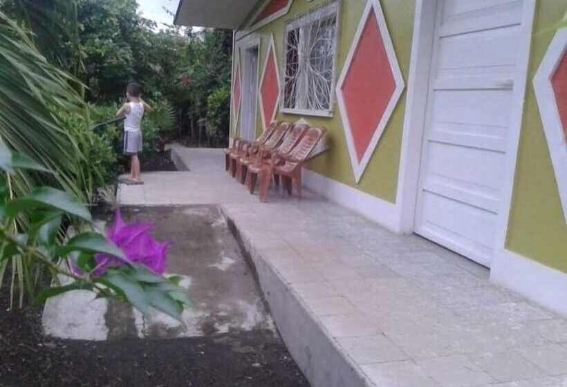 Hostel Coco's