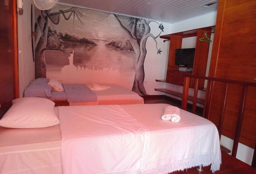 هتل Ayahuasca Amazonas