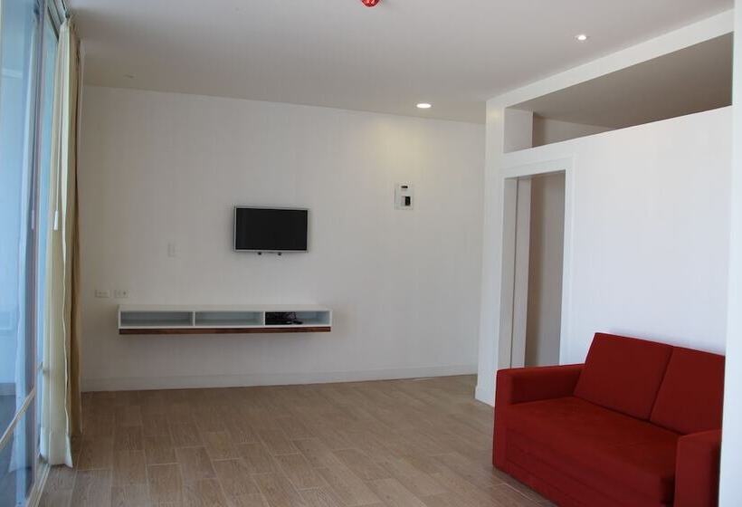 هتل City Plaza Salinas