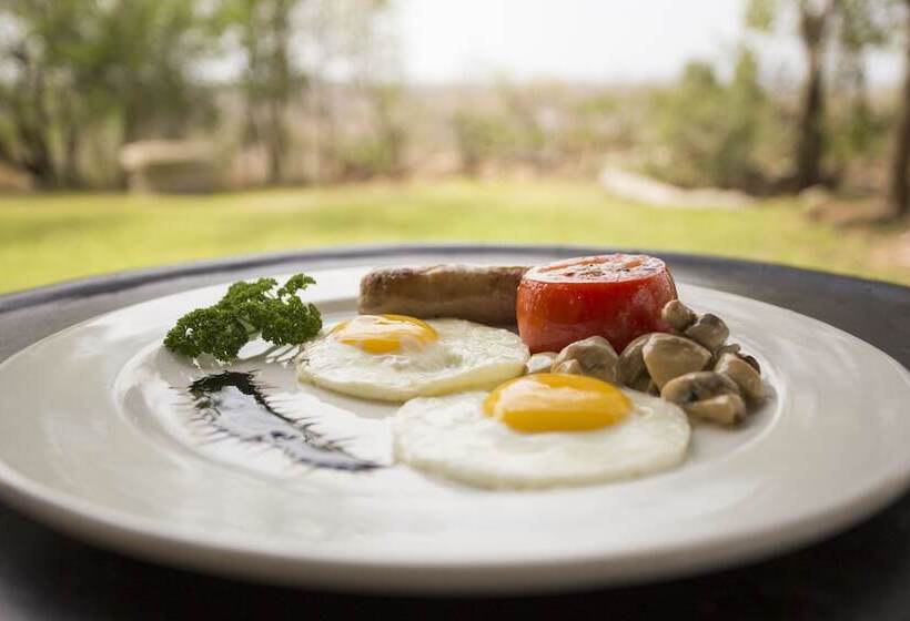 هتل Isilimela Game Lodge
