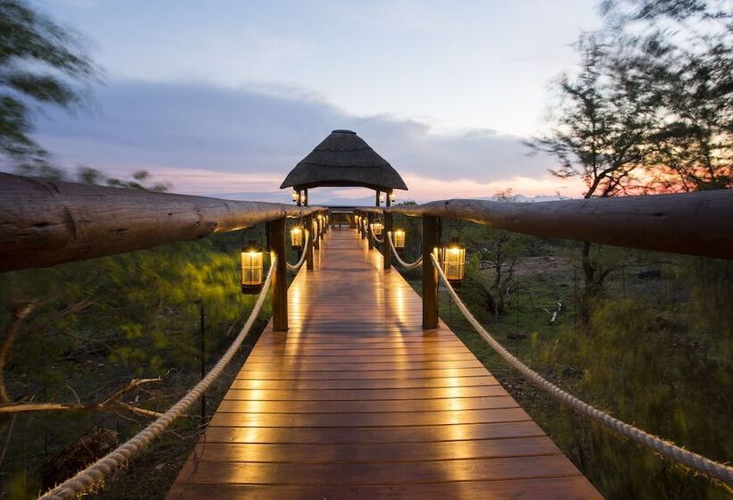 هتل Isilimela Game Lodge