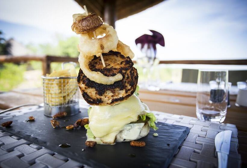 هتل Isilimela Game Lodge