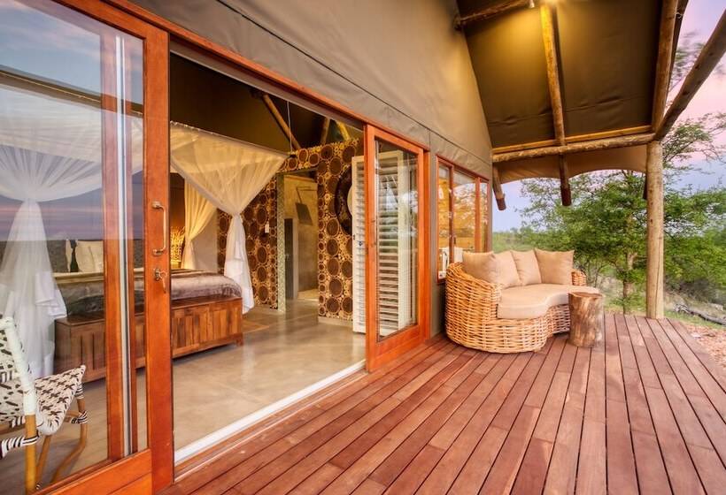 هتل Isilimela Game Lodge