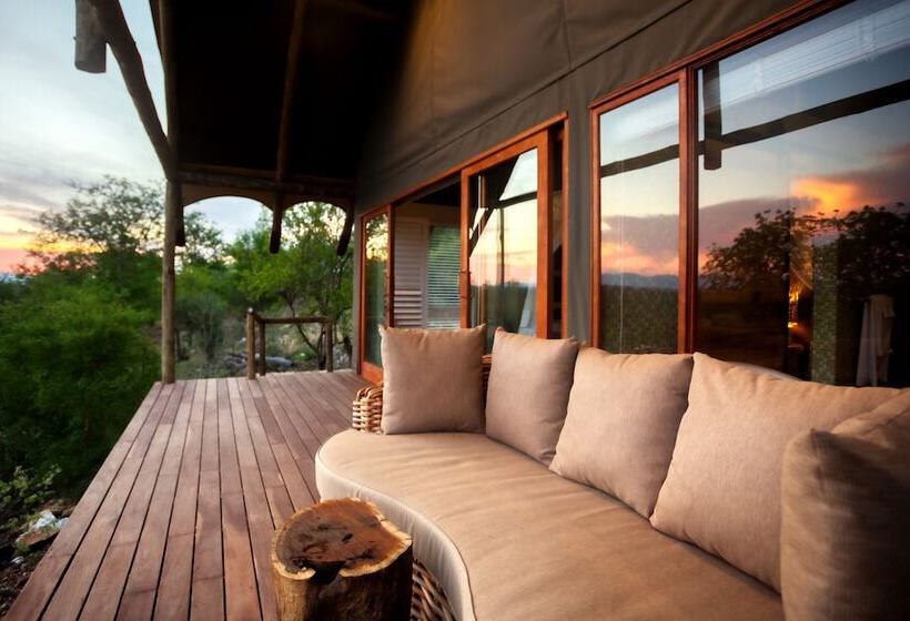 هتل Isilimela Game Lodge