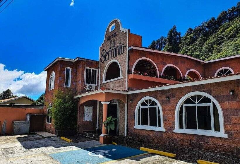 فندق La Serrania