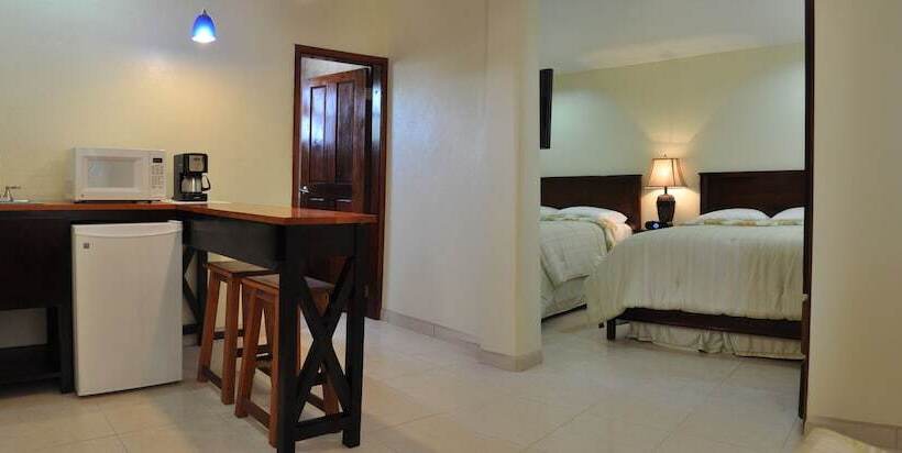 בית מלון כפרי Rainbow