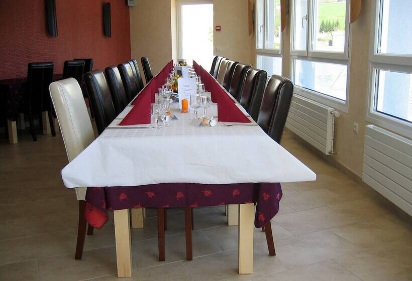 هتل Restaurant Les Cygnes