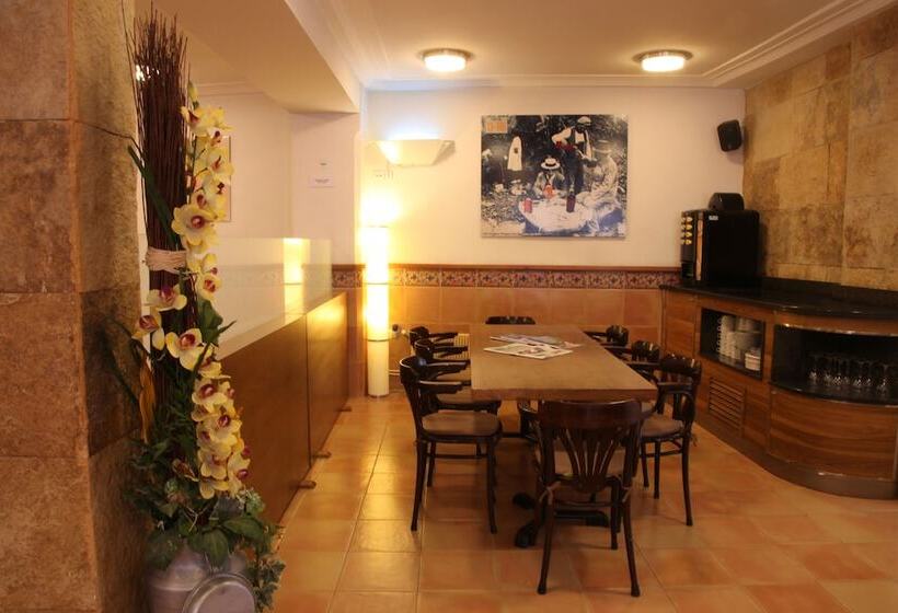 هتل Ripoll Restaurant