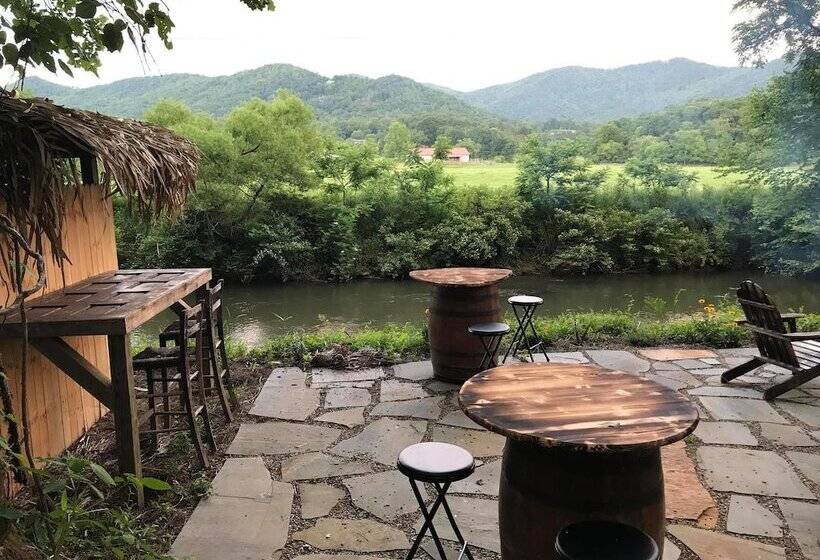 교외 호텔 Carolina River Ranch