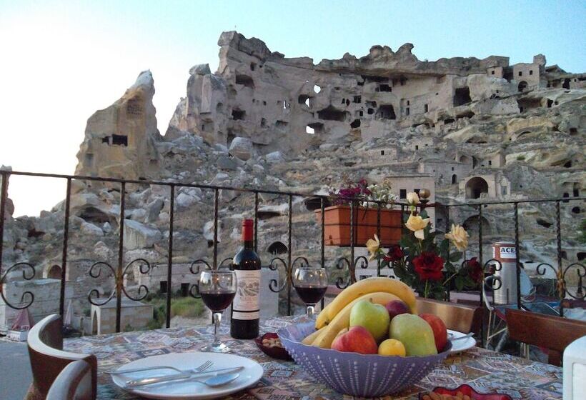 هتل Turbel Cave House