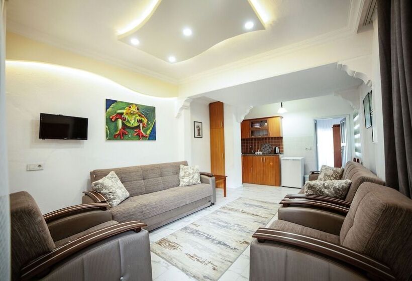 هتل Zeybek 2 Pension & Apart