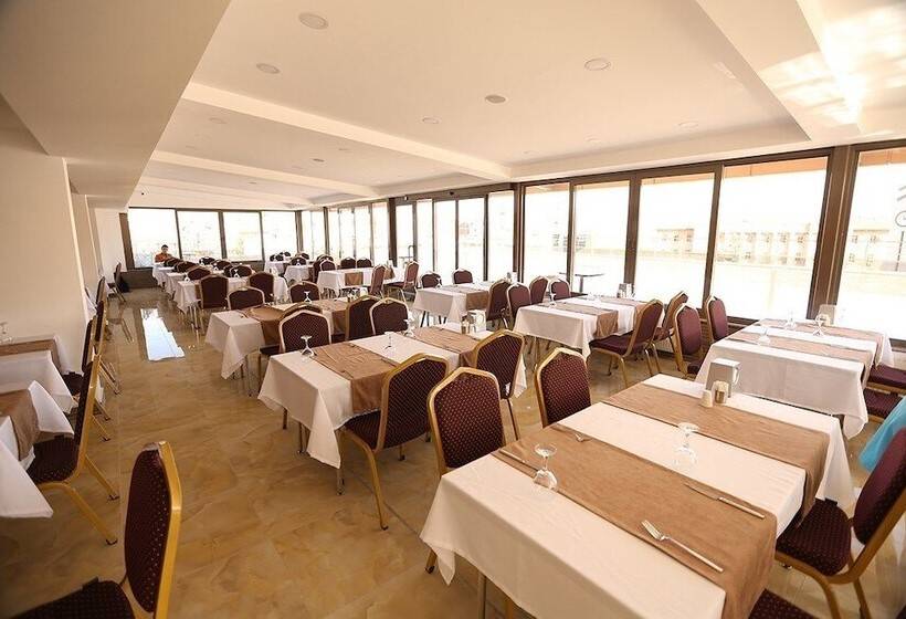 Iyaspark Otel