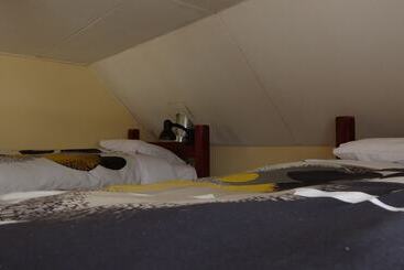 Maytenus Bed And Breakfast   Hostel