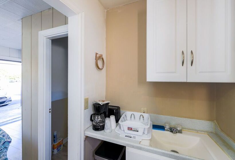 مُتل Cottage Inn