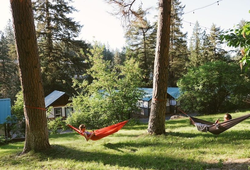مُتل Loge Leavenworth Riverside
