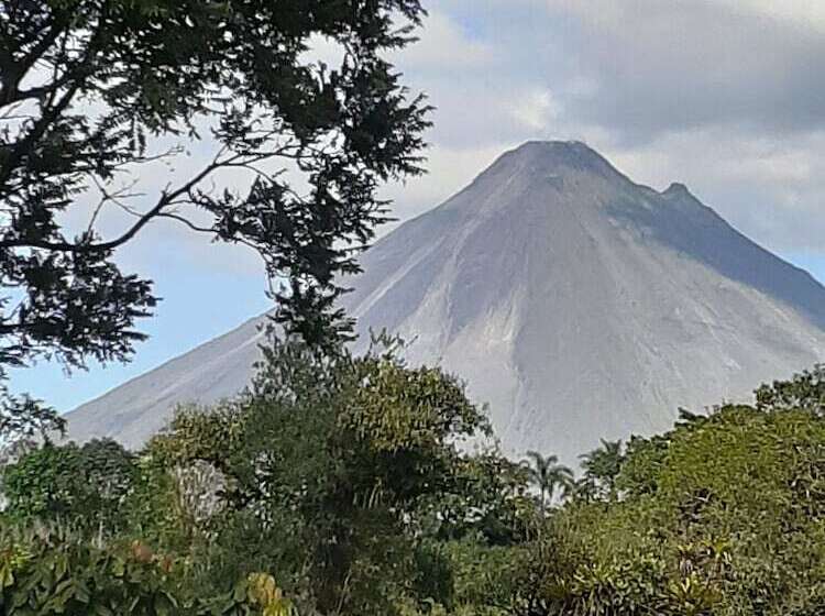 پانسیون Encantada Guest House: Spectacular View & Excellent Reviews