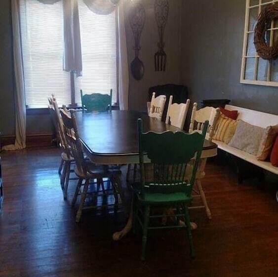 ペンション Hatfield Mccoy House Inn
