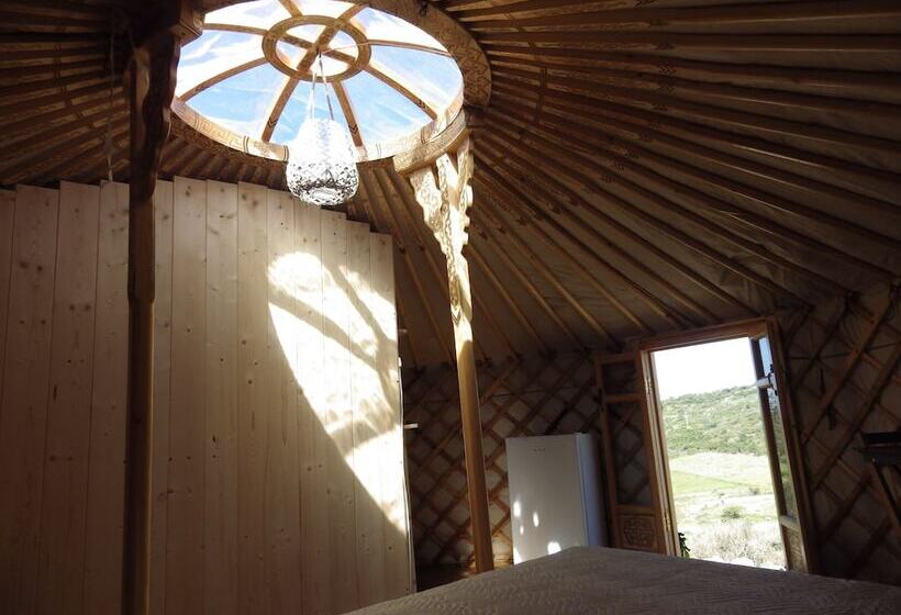 پانسیون La Cera Farm Camping B&b